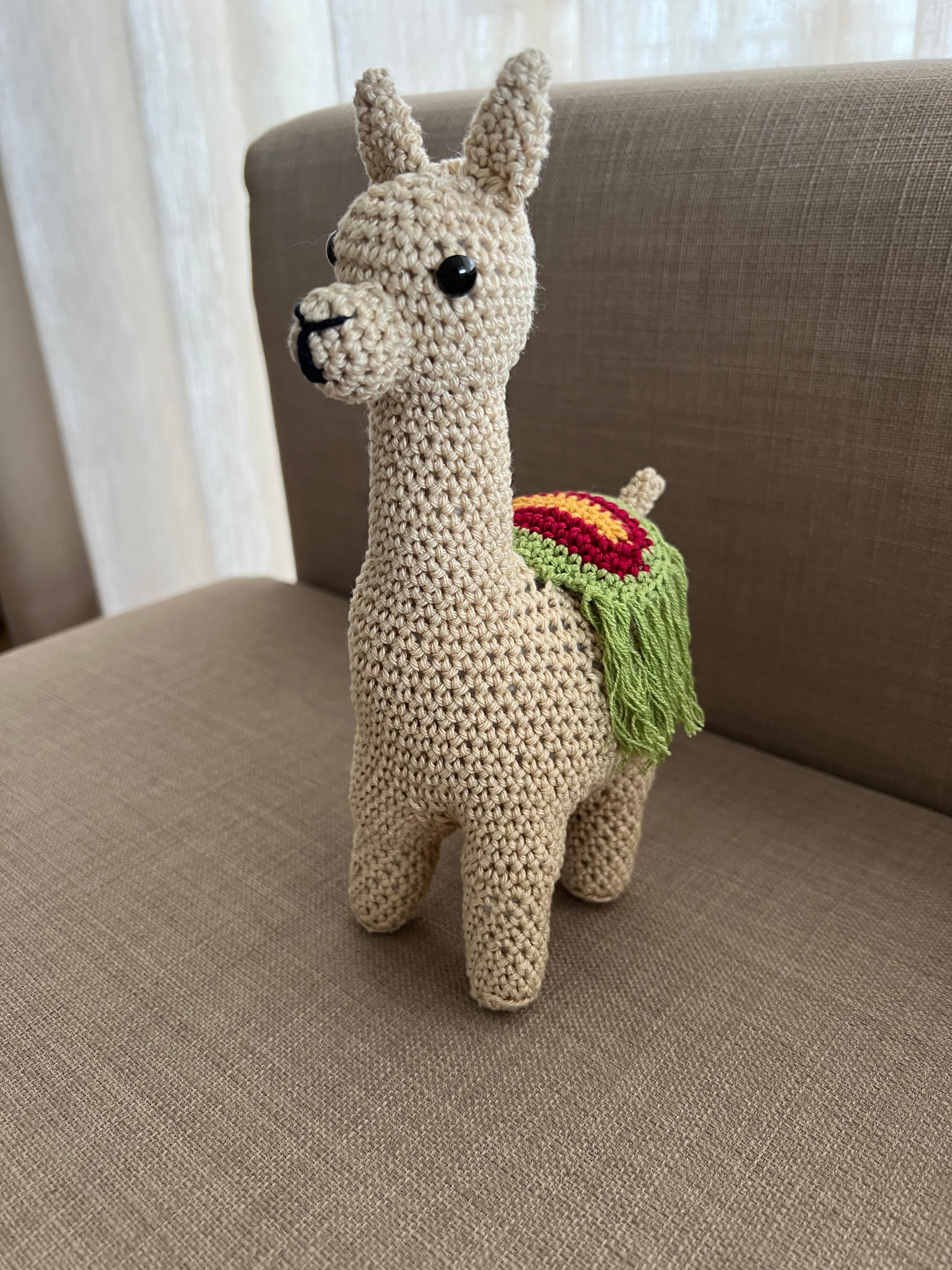 Lama Lucy